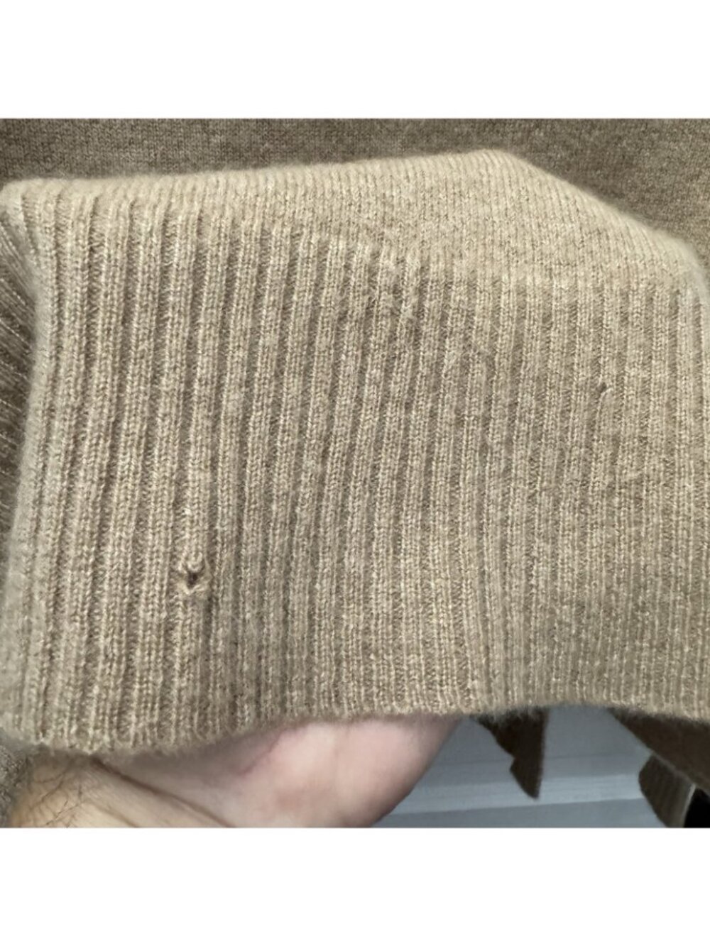Maison Jules 100% Cashmere Sweater Tan Pocket Pullover Women’s M FLAWED - Picture 5 of 9
